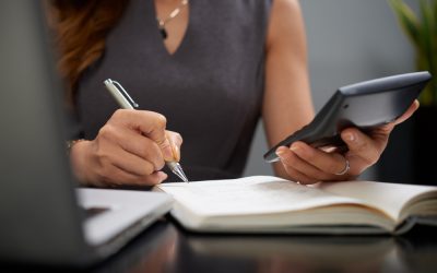 Como pagar o décimo terceiro salário dos funcionários sem sufocar o caixa e entrar no vermelho